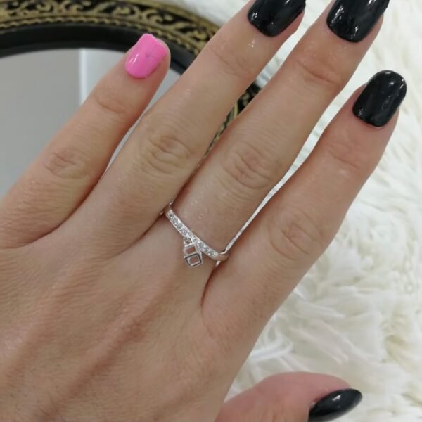 Anillo micropave Ull dije cubo