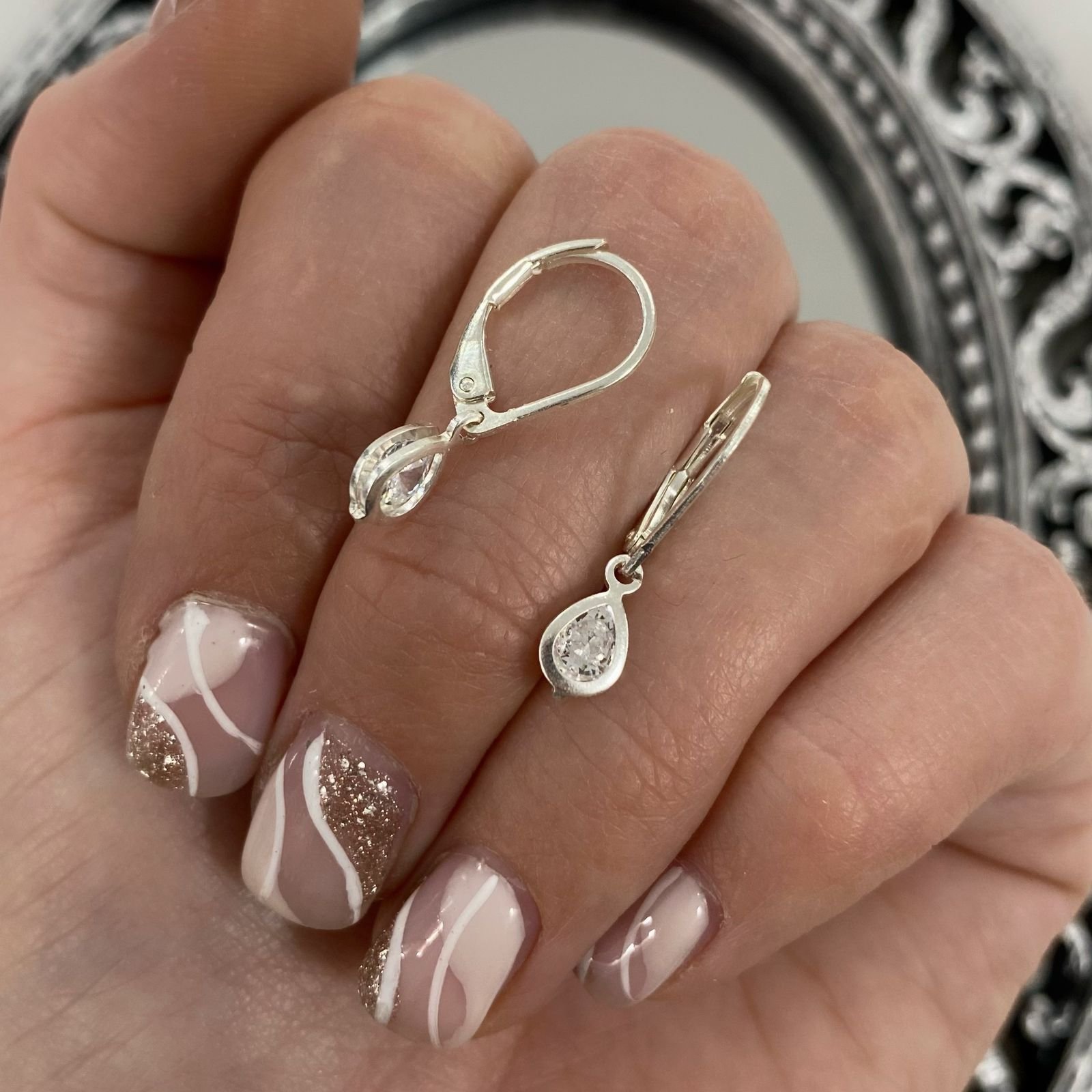 a argollas brisura cubic gota chico