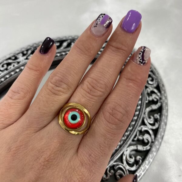 anillo a ojito color rojo