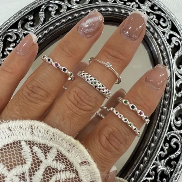 a a kit x 5 anillos Falanges talle chico 12 plata mod cubic variados