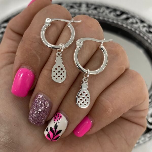 argollas con dije anana