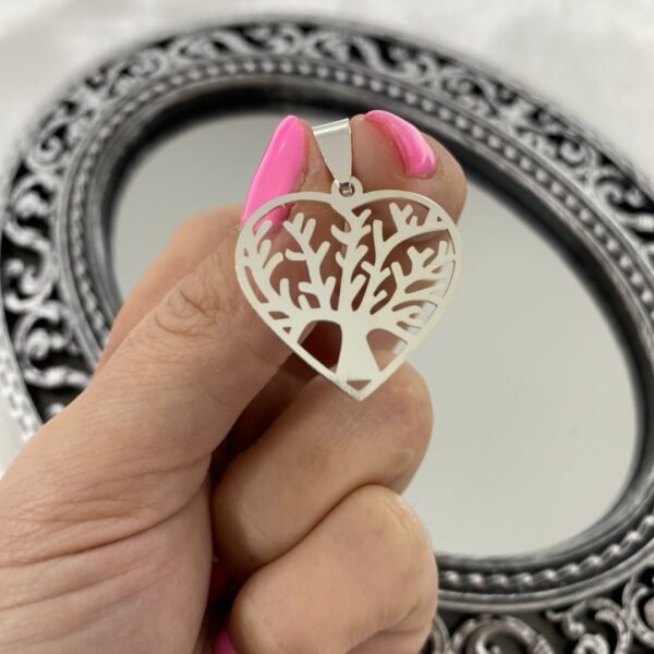 a Dije arbol vida corazon
