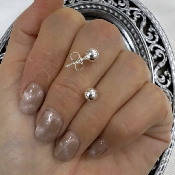 a aros bolita plata chica