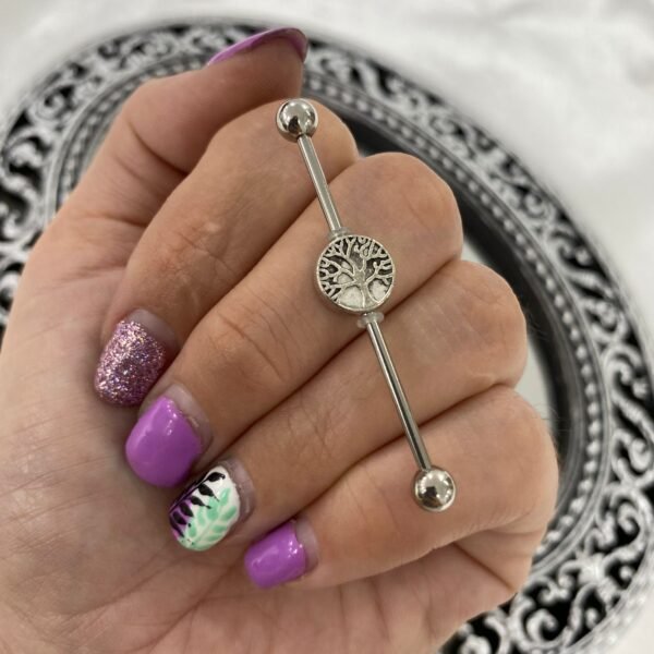 piercing barra arbol vida