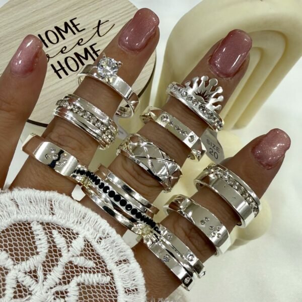 a a kit x 10 anillos surtidos talles variados modelo 6