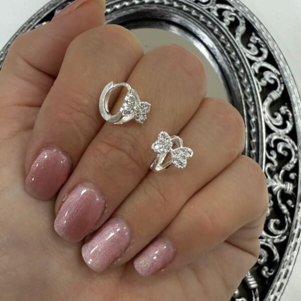 a argollas huggies microzirconia 4