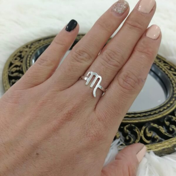 Anillo signo Escorpio