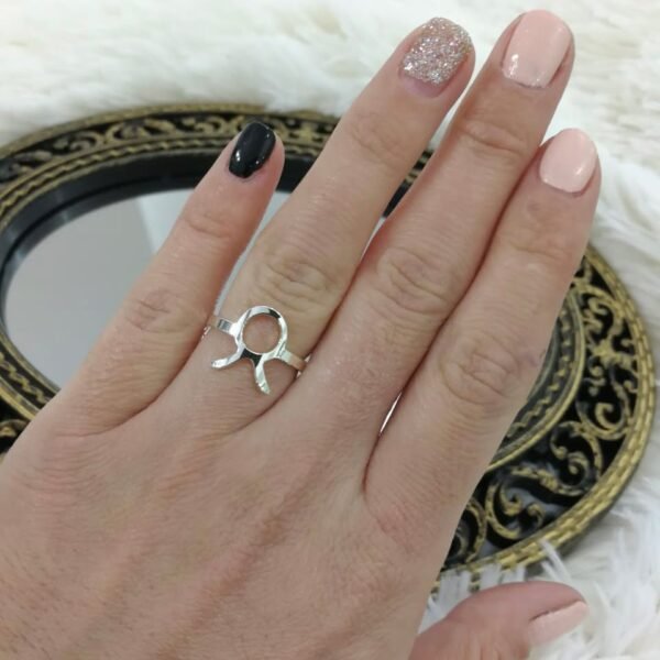 Anillo signo Tauro