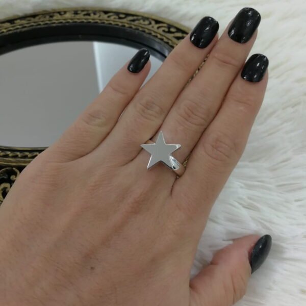 Anillo Star con volumen talle grande